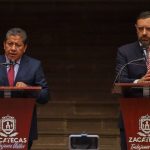 Zacatecas former governor Alejandro Tello and current governor David Monreal speak at a press conference in July, before the transition of power.
