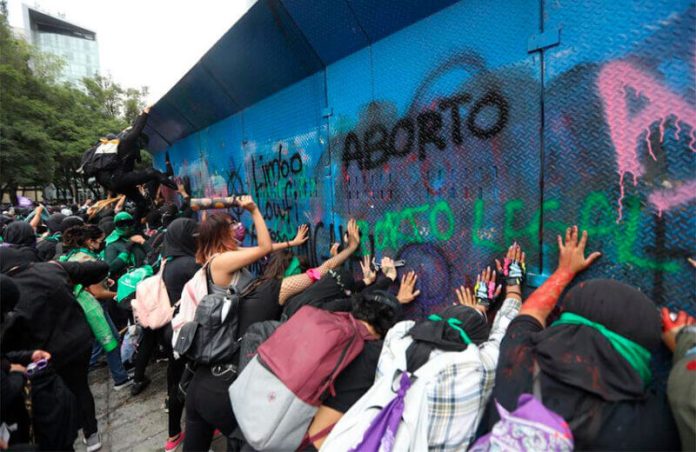 Protests turned violent on the 'Global Day of Action for Safe and Legal Abortion' in Mexico City.