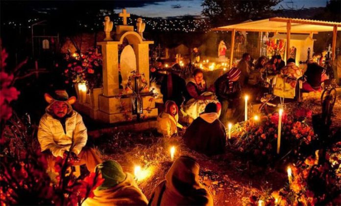 Hundreds of thousands of tourists are expected for Day of the Dead in Michoacán.