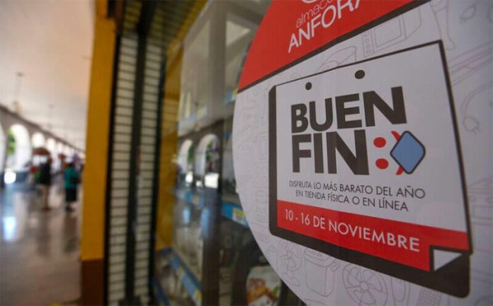 A Buen Fin sign at a store in Toluca, México state.