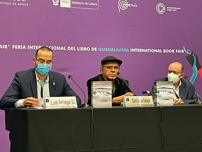 author Carlos Lazcano at Guadalajara Book Fair