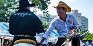 Cabalgata in Zihuatanejo