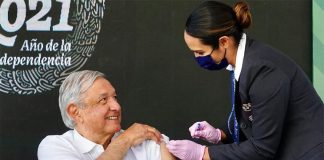 President López Obrador received his COVID booster shot at his regular Tuesday press conference. The shots are already available to seniors.