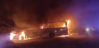 A bus burns in Veracruz