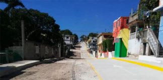 Calle Morelos clearly marks the boundary between two municipalities.