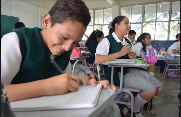 kids in school in Mexico