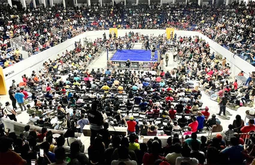 lucha libre match Acapulco Arena Coliseo