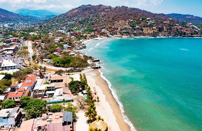 Playa Madera, Zihuatanejo, Mexico