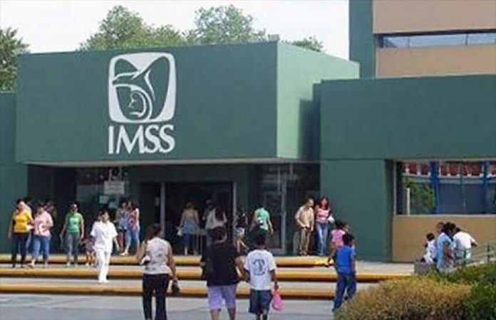 Formal jobs registered with the IMSS increased 4.3% in 2021.