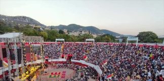 Banda El Recodo performed at a rodeo in the Belisario Arteaga bullring in Chilpancingo.