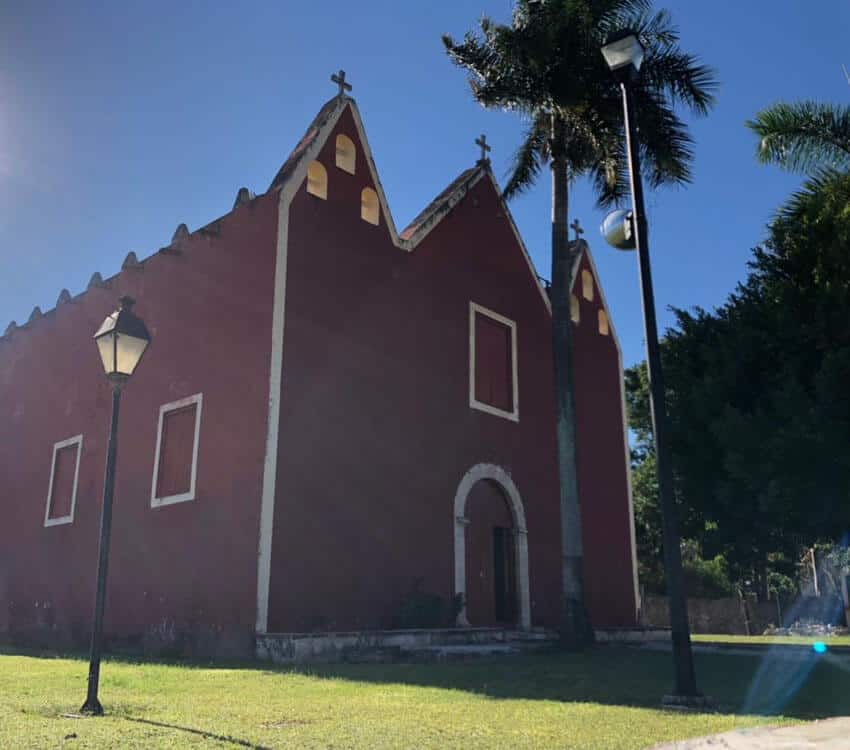 Church of the Three Crosses, PIch, Campeche