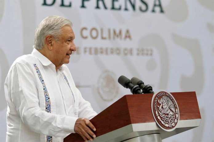 President López Obrador speaks at his Friday morning press conference in Colima.