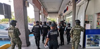 Members of the National Guard and state police on patrol in Colima city, in November 2021.