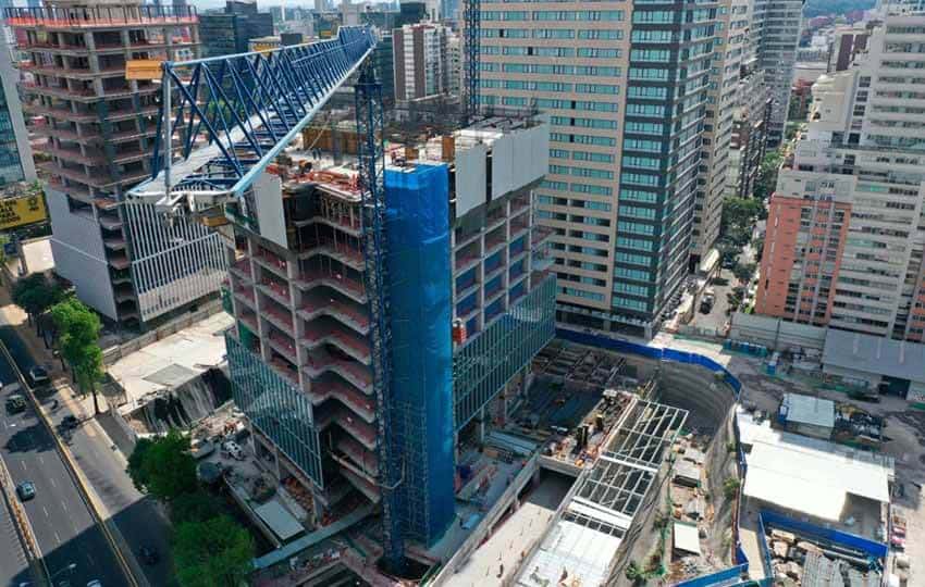 Office building under construction in Polanco, Mexico City