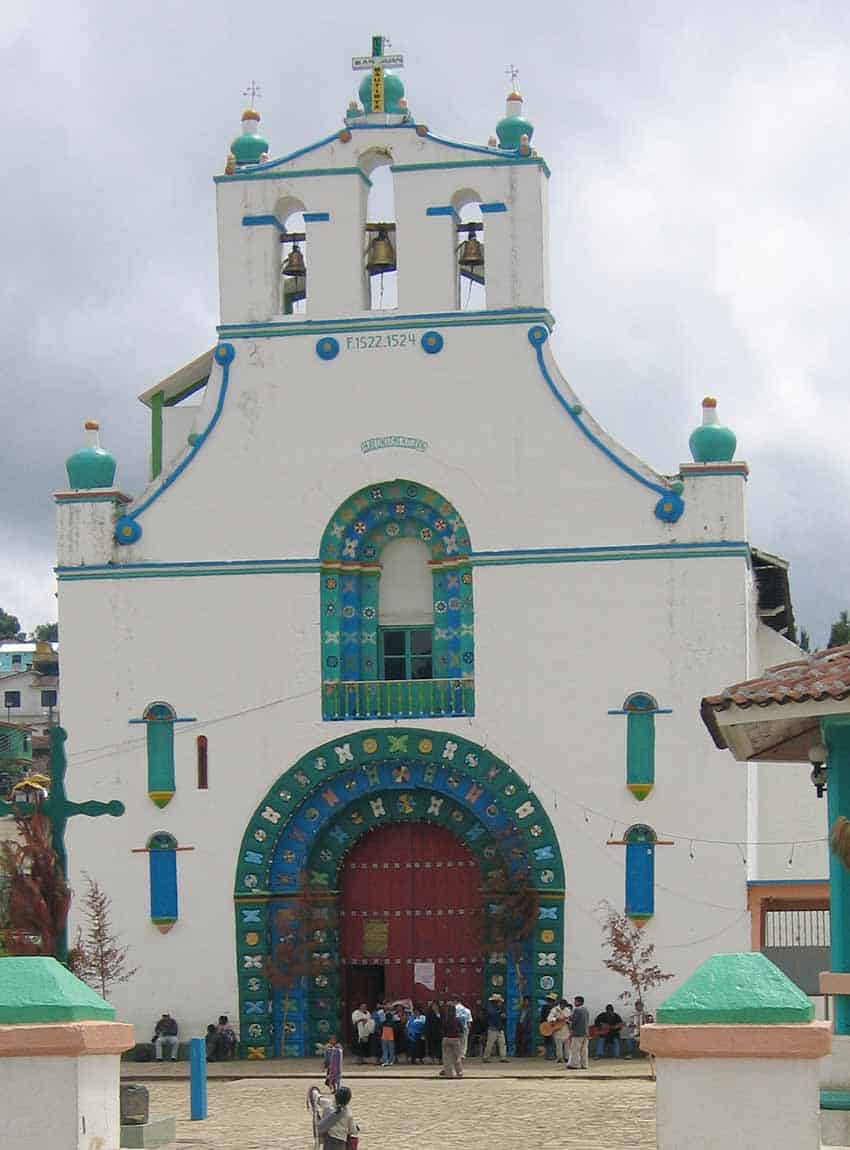 indigenous Catholic church in San Juan Chamula, Chiapas