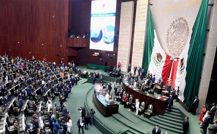 The Chamber of Deputies, the lower house of the Mexican Congress, is made up of 500 representatives.