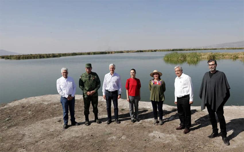 President López Obrador, Environment Minister María Luisa Albores and other public officials visited Texcoco in December of last year, during the planning process of the natural protected area.