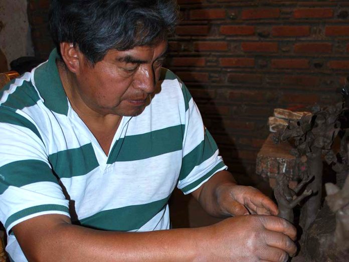 Mexican artisan Tiburcio Soteno