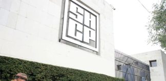 Despite the downgrade, the Finance Ministry (SHCP) growth projection is still more optimistic than that of the Bank of México.