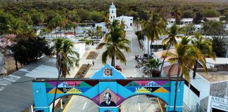 The entrance to Puerto Balleto, the main settlement on Isla María Madre.