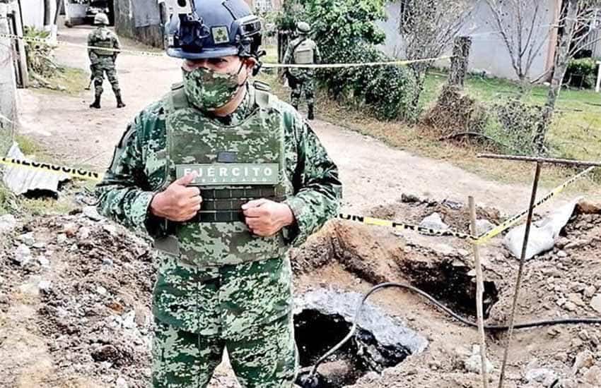 Mexican soldier guarding gas pipelines in Hidalgo
