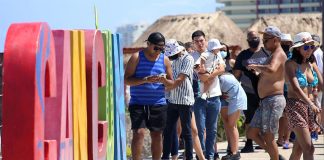 Tourists in Cancún.