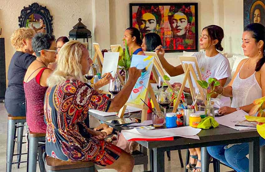 Alma Silva's art class in Mezgaleria, Zihuatanejo, Mexico