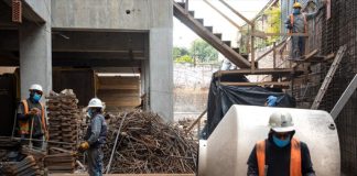 High global prices for raw materials have pushed up construction material costs in Mexico.