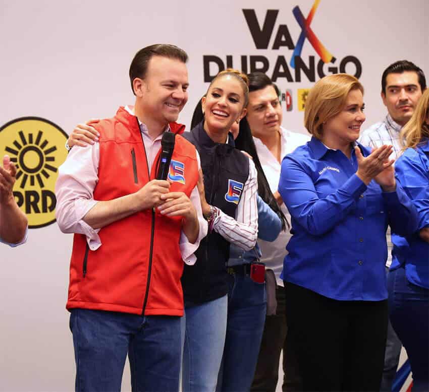 Esteban Villegas celebrates winning the Durango governorship on the ticket of Va por México, the PAN-PRI-PRD opposition alliance. 