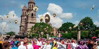 The dancers performed to a live version of "Juan Colorado," the state's unofficial anthem.