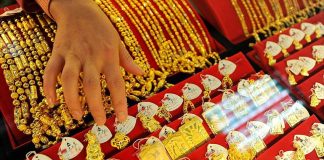 Just over 15% of Mexico's gold exports in 2021 went to the United States.