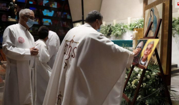 Memorial mass held for slain priests Joaquín Mora Salazar, Javier Campos Morales