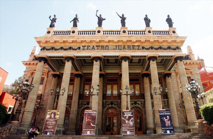 The Teatro Juárez in Guanajuato city.