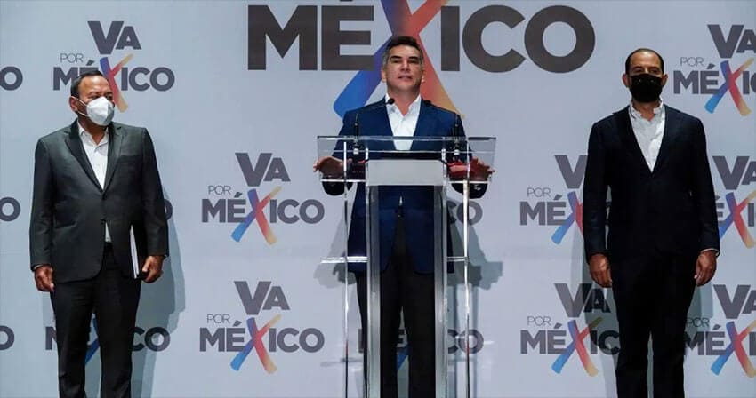 Delgado criticized both the ruling Morena party and their primary opposition, the Va por México coalition. 