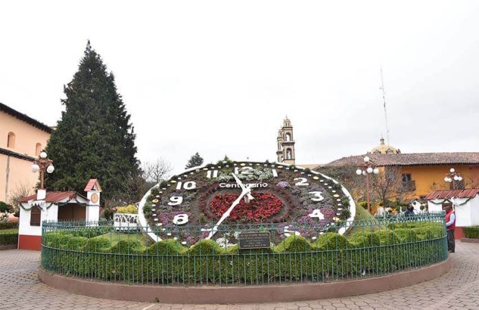 Zacatlan, Puebla's main plaza
