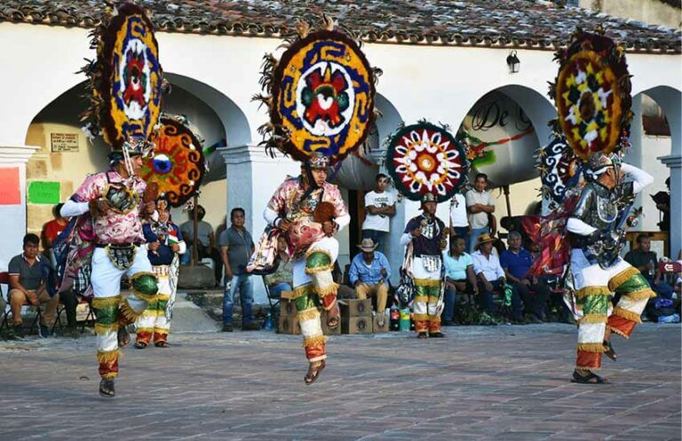 Teotitlán de Valle, Oaxaca traditional dancers