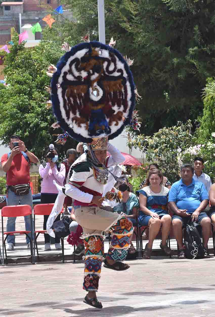 Teotitlán de Valle, Oaxaca traditional dancers