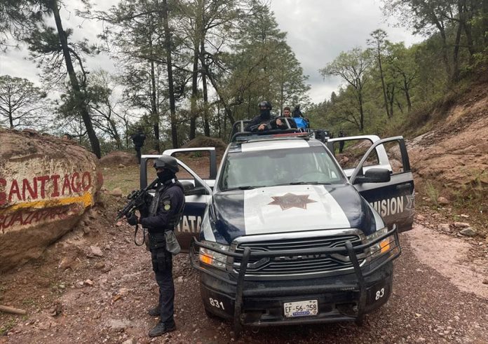 State police search for El Chueco in a remote area of the Sierra Tarahumara.