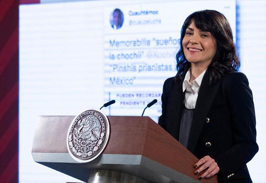 This week, Elizabeth García Vilchis announced a satrical award for an opposition lawmaker.