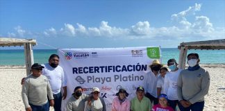 Local leaders celebrate the re-certification of Río Lagartos beach in Yucatán as a Playa Platino.