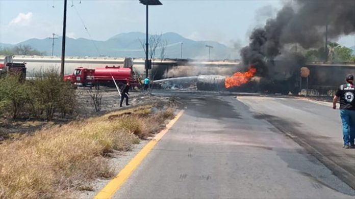 The scene after Wednesday's crash in Tamaulipas.