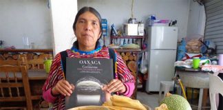 Traditional cook Raymunda Vásquez.