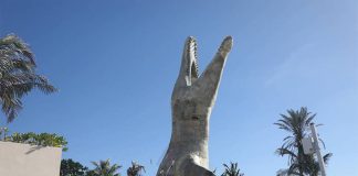 dinosaur statue at Metorite Museum, Progreso, Yucatan
