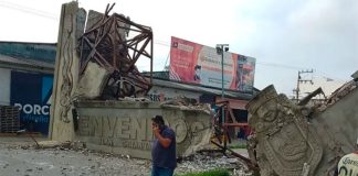 The Coatzintla arch after its collapse.