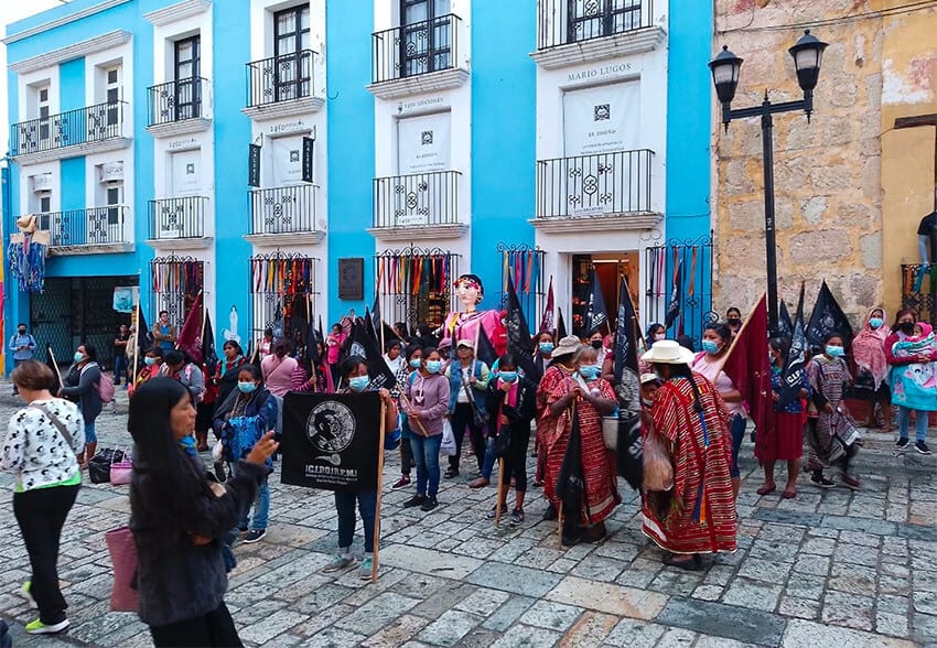 A demonstration in Oaxaca against alleged plagiarism 