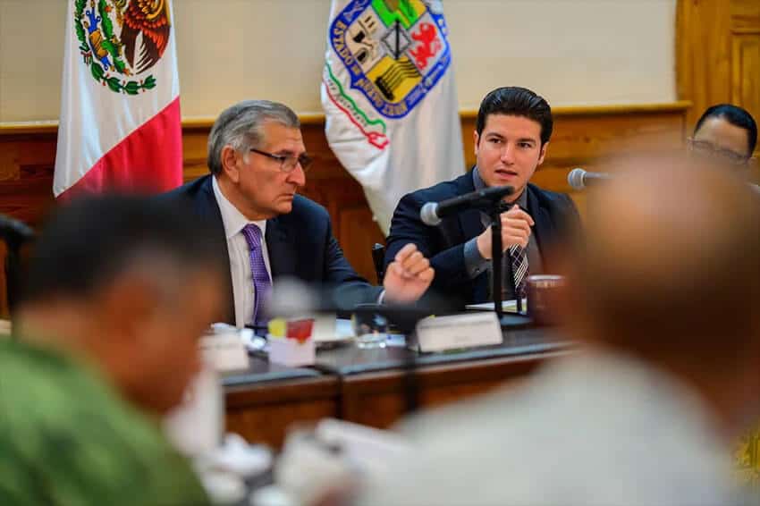 Federal Interior Minister Adán Augusto and Nuevo León Governor Samuel García at "Together for the Water of Nuevo León," a recent press event held by the state.