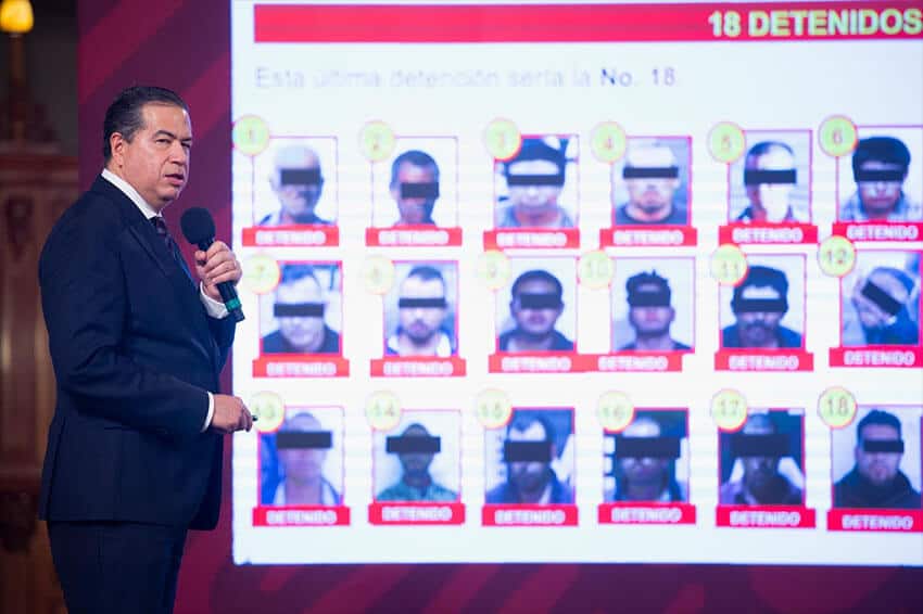 Deputy Security Minister Ricardo Mejía Berdeja presents the week's notable arrests in Thursday's "Zero Impunity" section.
