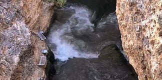 Waves at Devils Hole in Nevada caused by Sept. 19 earthquake in Michoacan