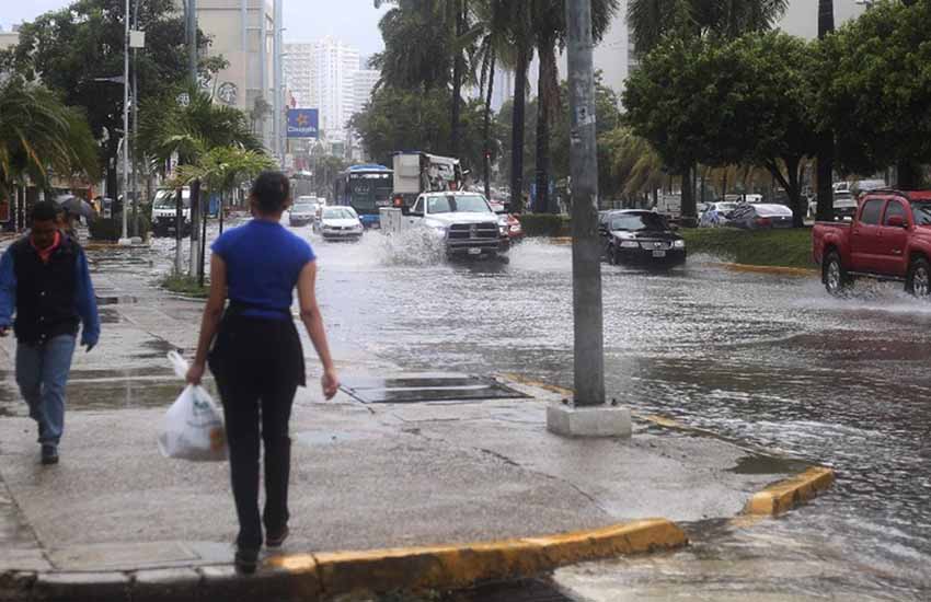 Acapulco flooding from Tropical Storm kay