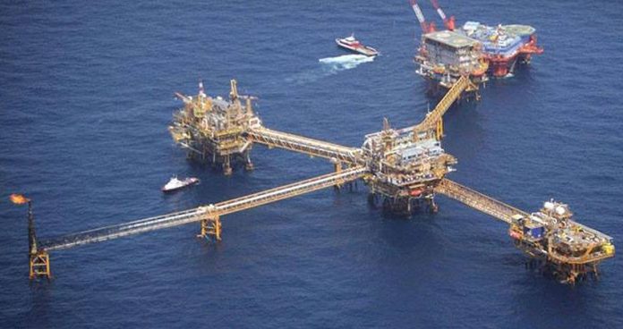 Ku Maloob Zaap oil and gas drilling platform in Campeche Sound